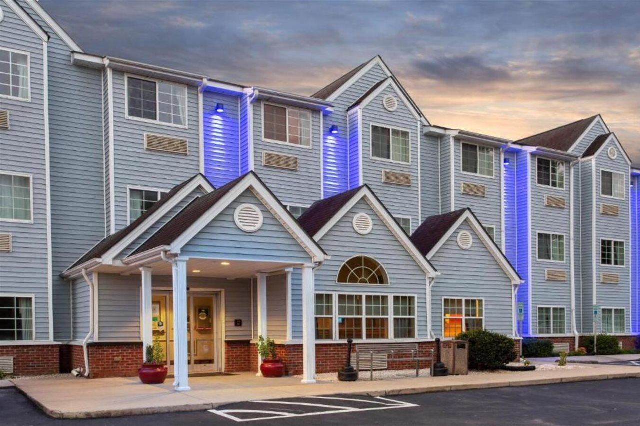 Microtel Inn & Suites By Wyndham Lillington/Campbell University מראה חיצוני תמונה