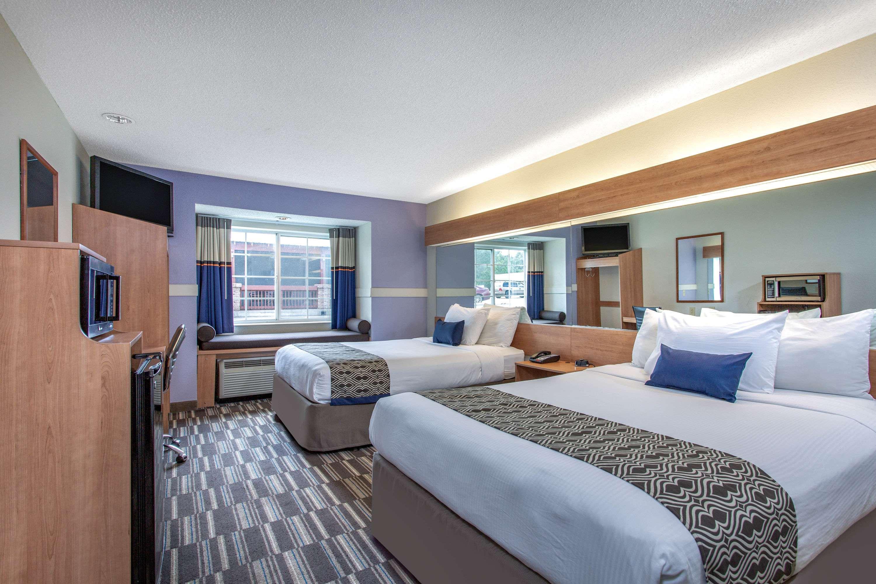 Microtel Inn & Suites By Wyndham Lillington/Campbell University מראה חיצוני תמונה
